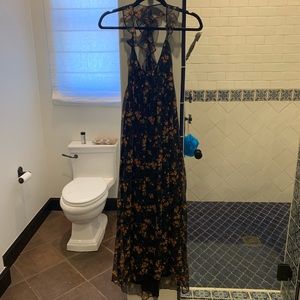 Zara Floral, Flowy Maxi Dress